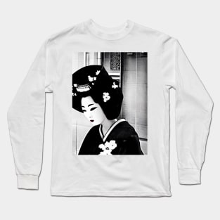 Black and white vintage geisha picture Long Sleeve T-Shirt